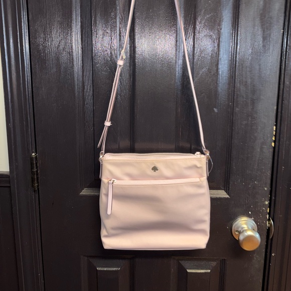 kate spade Handbags - Kate Spade Light Pink Crossbody Bag